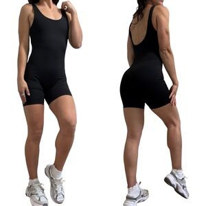 Girlfriend Collective Unitard Size Medium in Black